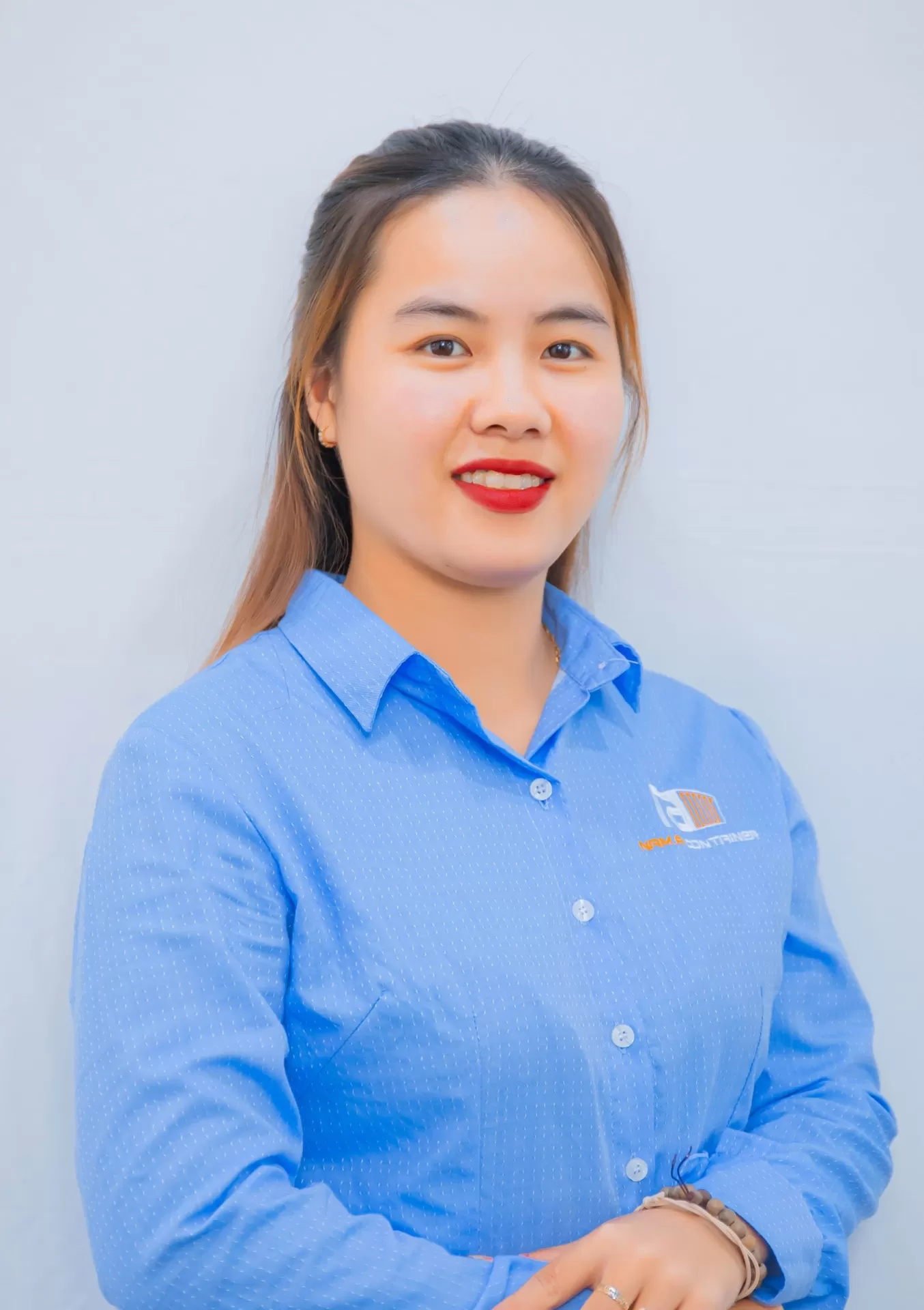 Bà : Lã Thị Miền