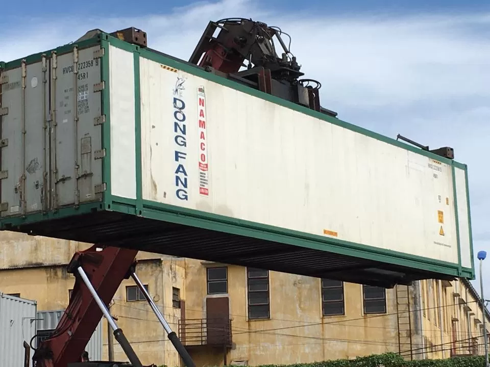 Mua-ban-container-cu-gia-tot