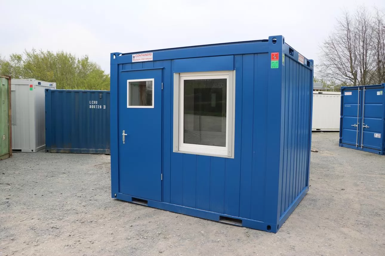 Container 10 feet cải tạo th&agrave;nh kh&ocirc;ng gian sử dụng chuy&ecirc;n biệt