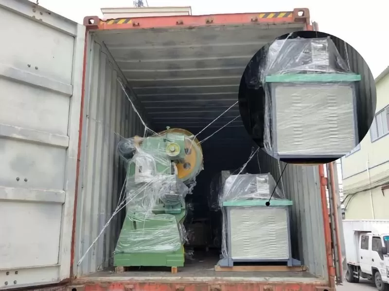H&agrave;ng h&oacute;a cồng kềnh được bố tr&iacute; b&ecirc;n trong container High Cube