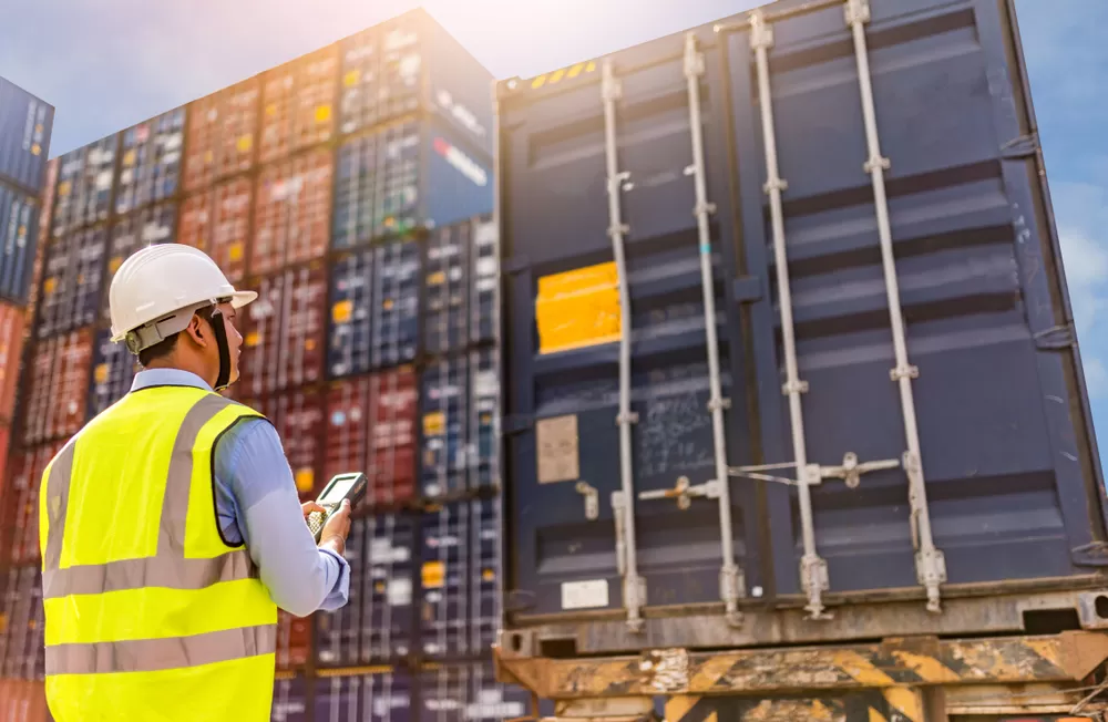 Sửa chữa bảo dưỡng Container