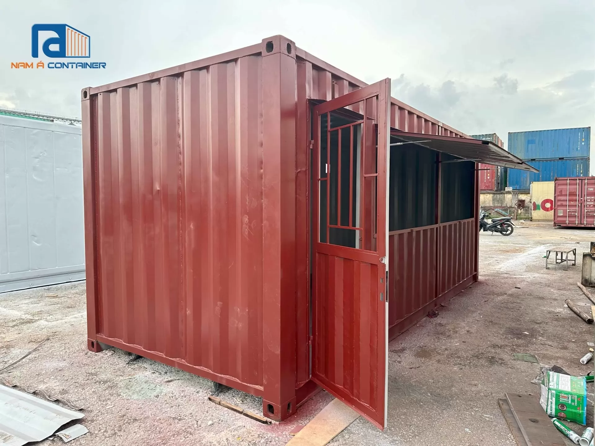 Thuê Container Văn Phòng Cho Công Trường: Mặt Bằng, Điện, Vận Chuyển Và Cẩu Hạ